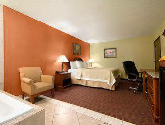Days By Wyndham Nc 2*